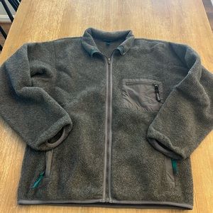 Patagonia fleece size M